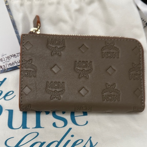 Pre owned MCM Taupe Embossed Leather Card Holder - Picture 1 of 5